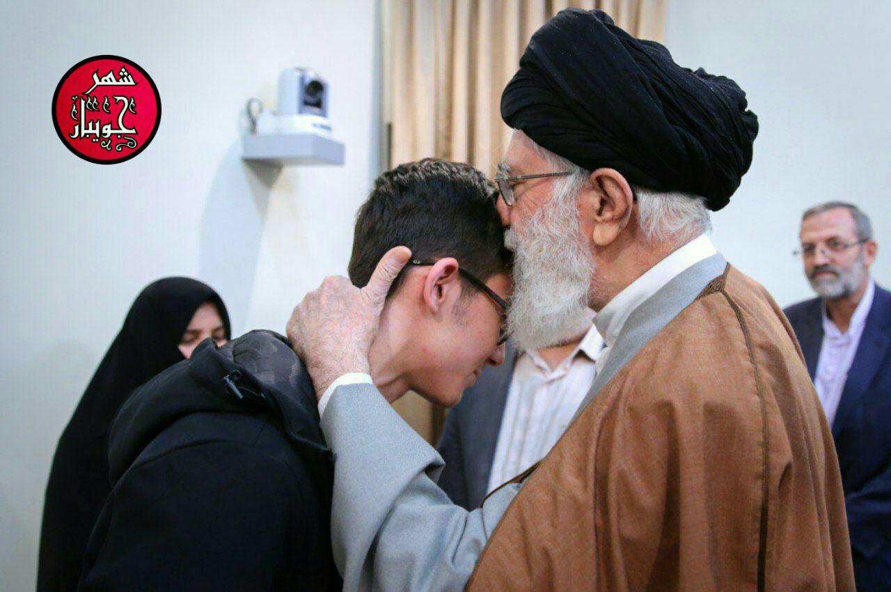 رهبر انقلاب شطرنج باز بابلی را مورد تفقد قرار دادند
